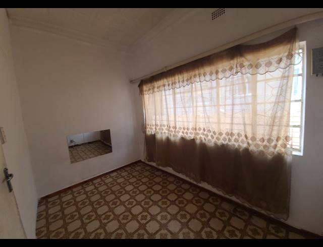 4 BEDROOM FREESTANDING FOR SALE IN SYDENHAM